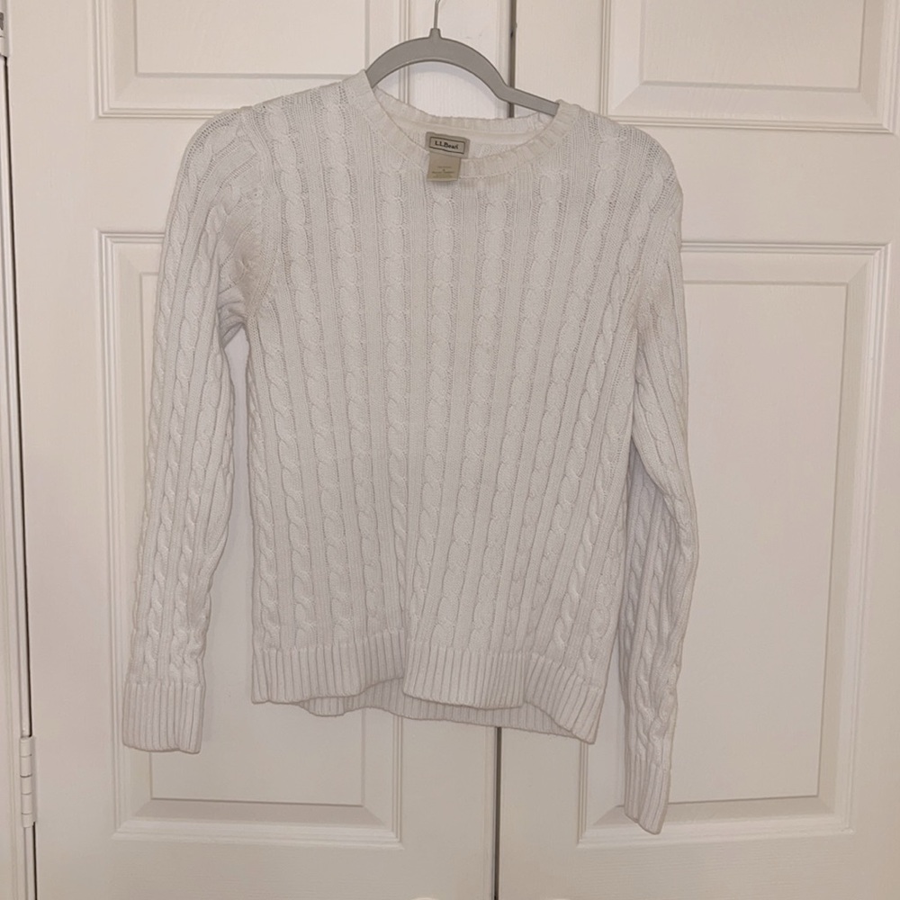 L.L.Bean 100% cotton. Cable knit sweater. White. Size small